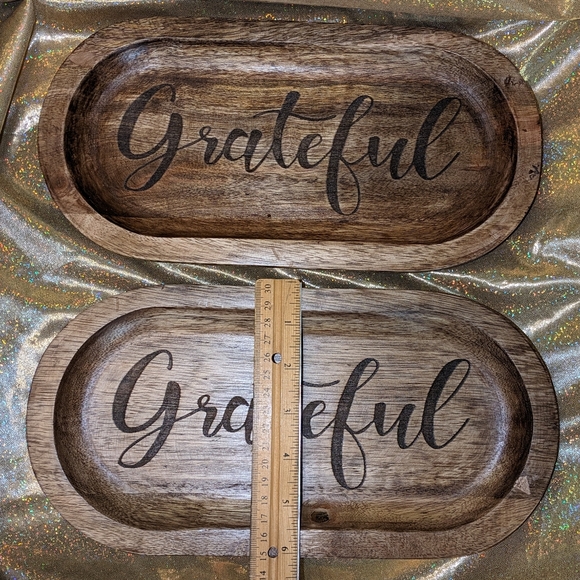 2 GRATEFUL platter/tray, solid wood, NEW - Picture 4 of 8